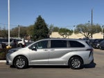 2025 Toyota Sienna LE 8 Passenger