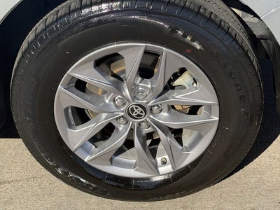 2025 Toyota Sienna LE 8 Passenger