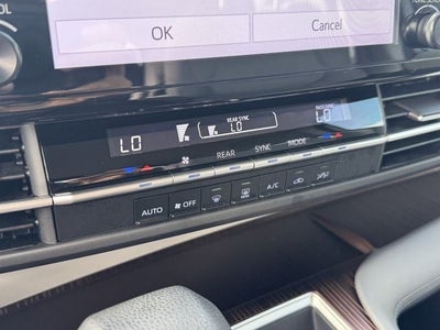 2024 Toyota Sienna LE 8 Passenger