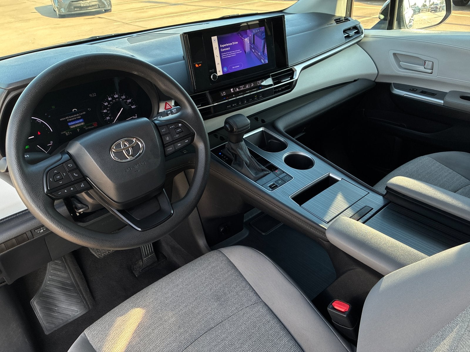 2025 Toyota Sienna 11