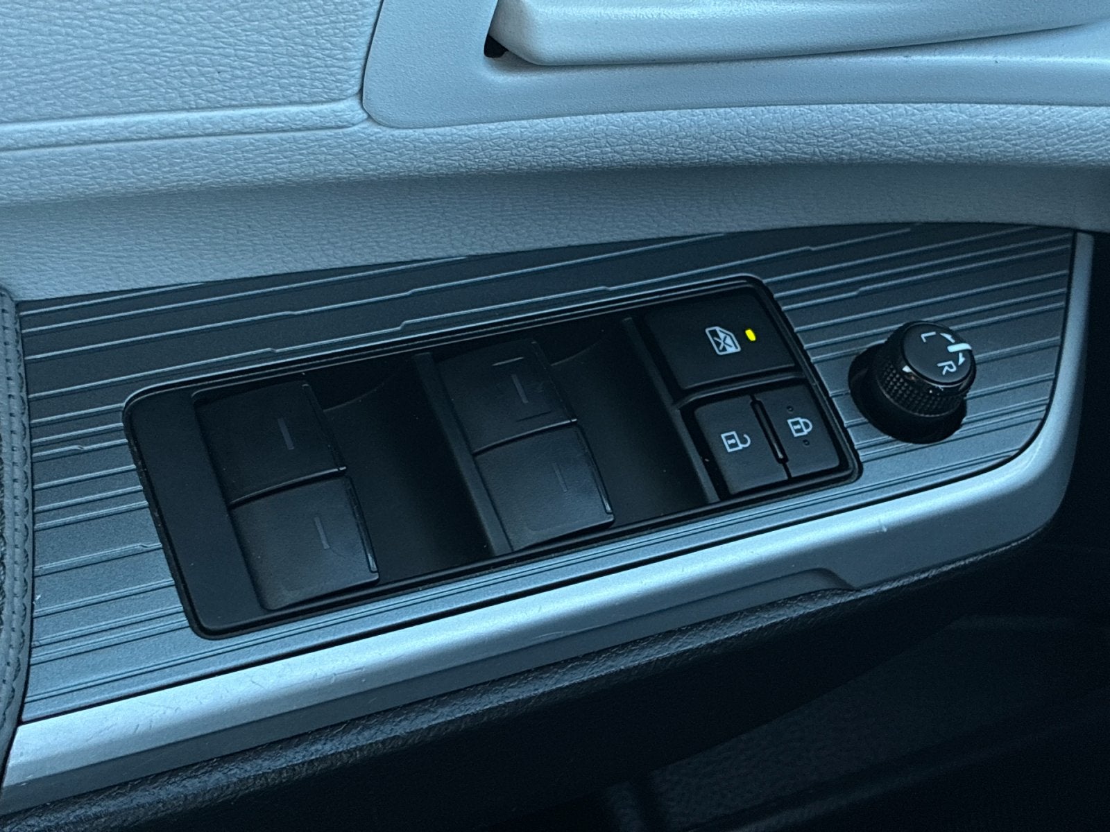 2025 Toyota Sienna 13