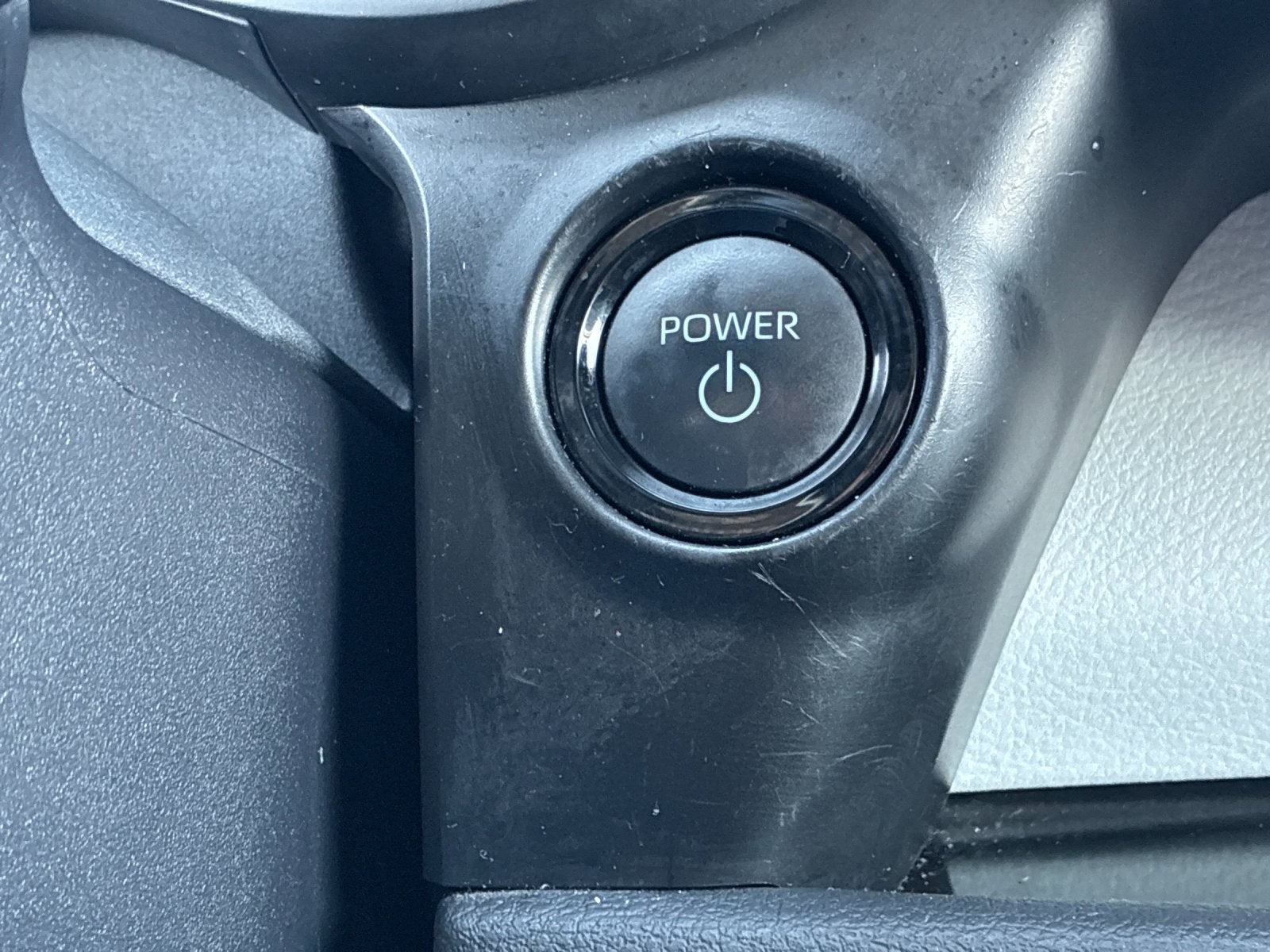 2025 Toyota Sienna 25