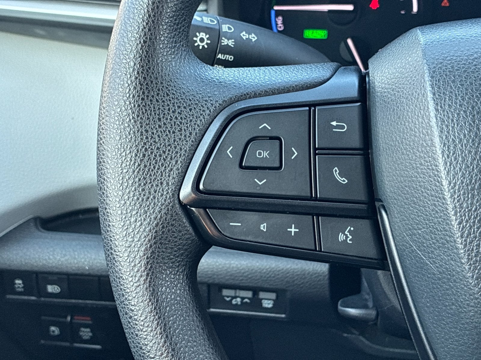 2025 Toyota Sienna 27