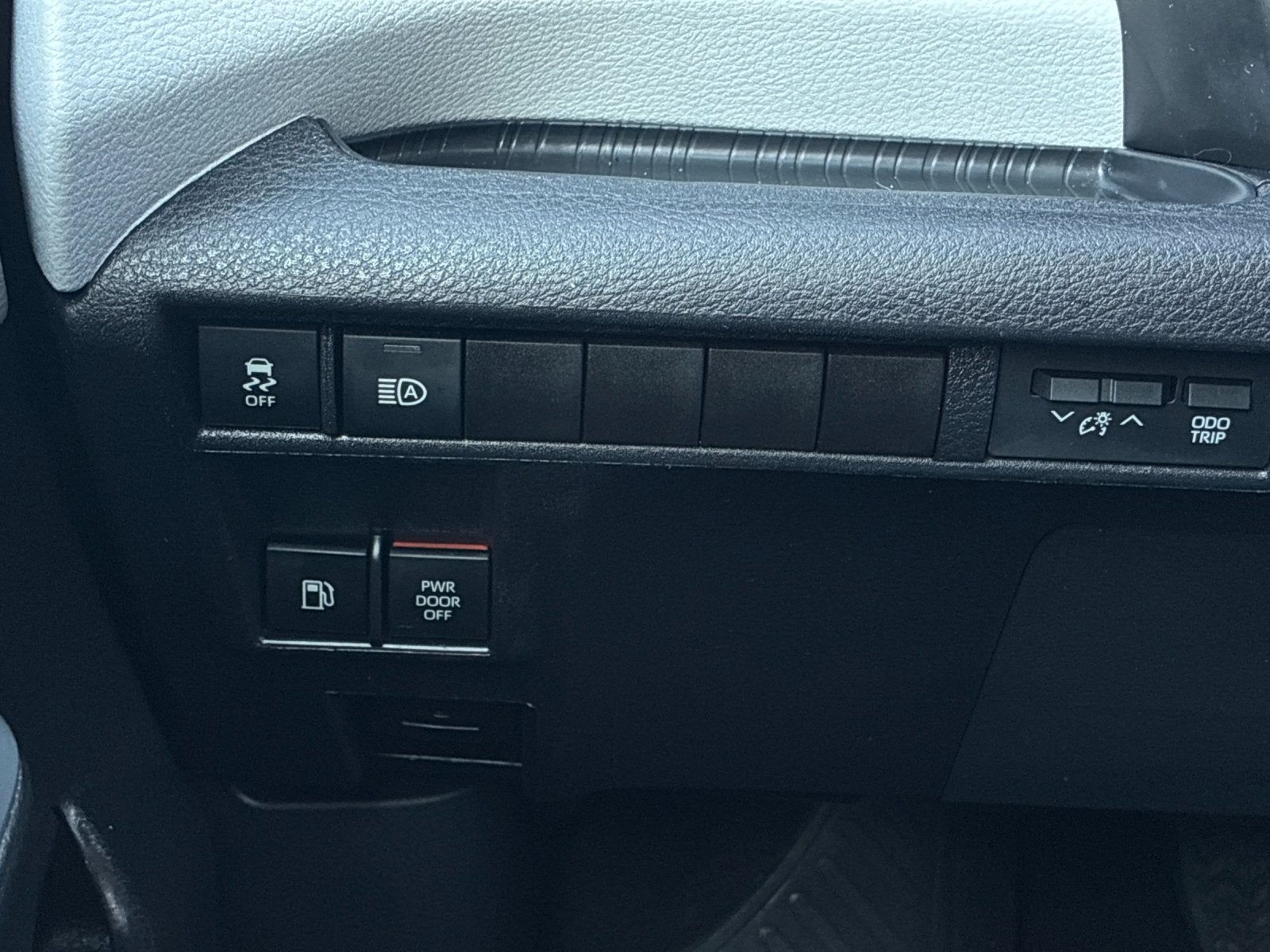 2025 Toyota Sienna 30