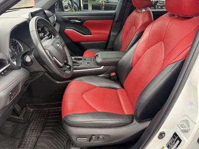 2022 Toyota Highlander XSE