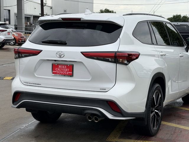 2022 Toyota Highlander XSE