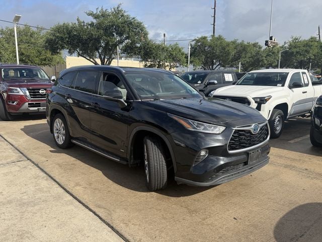 2022 Toyota Highlander Hybrid Limited