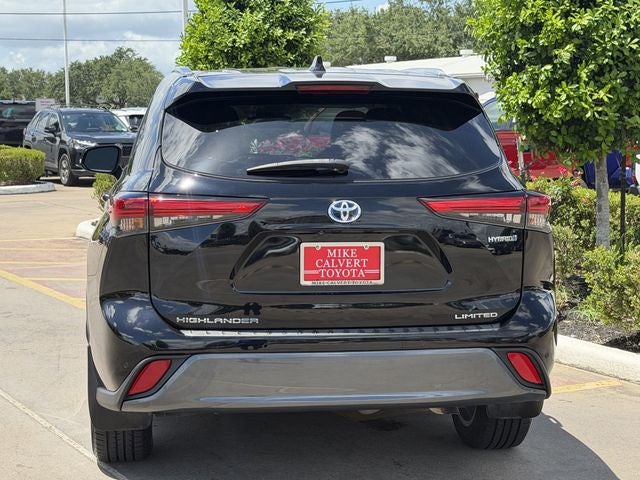 2022 Toyota Highlander Hybrid Limited