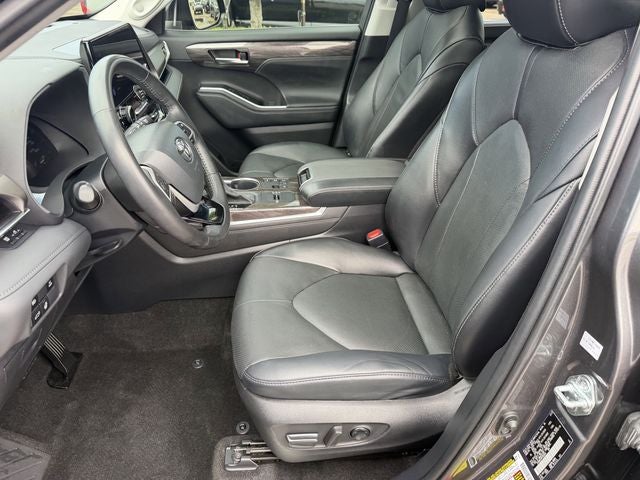 2023 Toyota Highlander Hybrid Limited