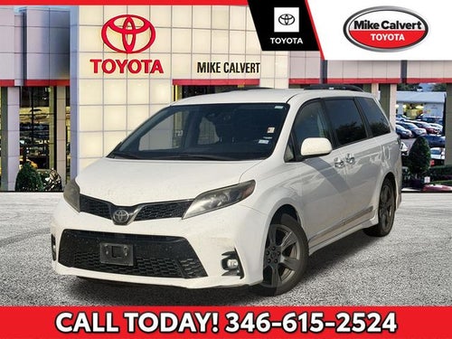 2018 Toyota Sienna SE 8 Passenger