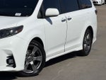 2020 Toyota Sienna SE 8 Passenger