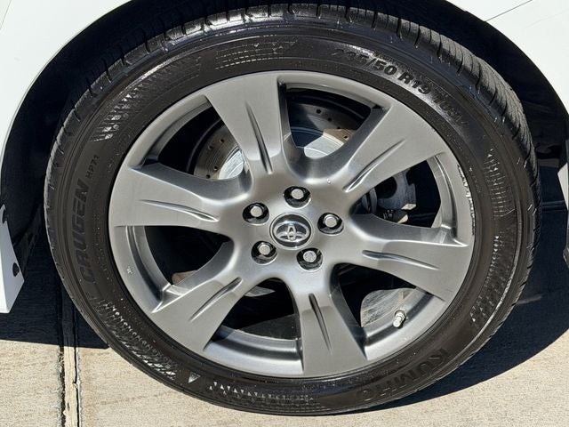 2020 Toyota Sienna SE 8 Passenger