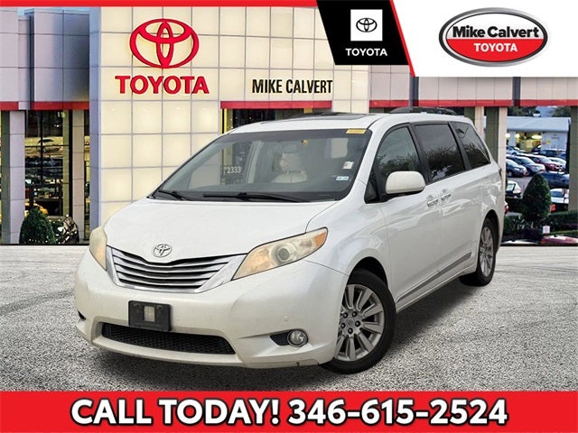 2012 Toyota Sienna Base 7 Passenger