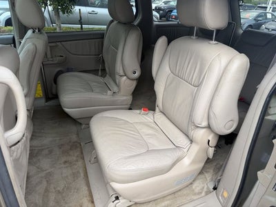 2010 Toyota Sienna XLE