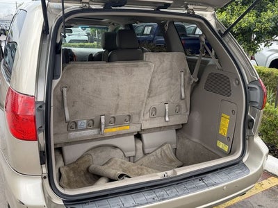 2010 Toyota Sienna XLE
