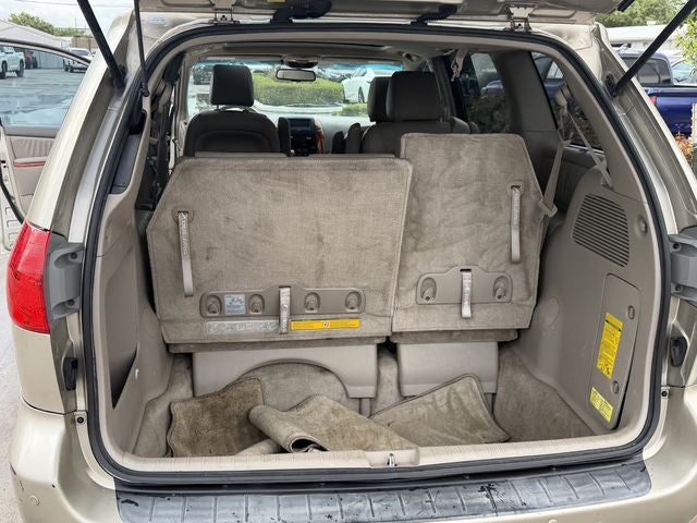 2010 Toyota Sienna XLE