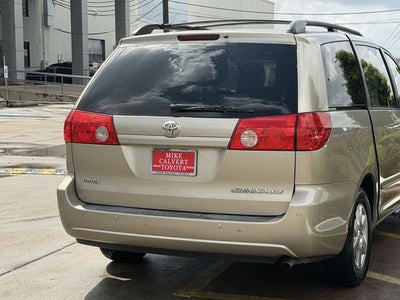 2010 Toyota Sienna XLE