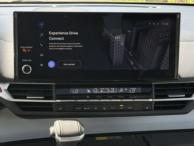 2025 Toyota Sienna XLE 8 Passenger