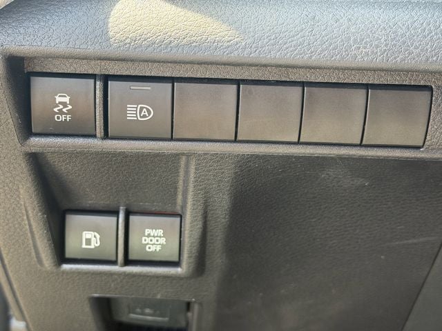 2025 Toyota Sienna XLE 8 Passenger