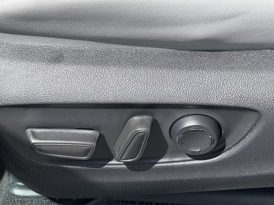 2025 Toyota Sienna XLE 8 Passenger