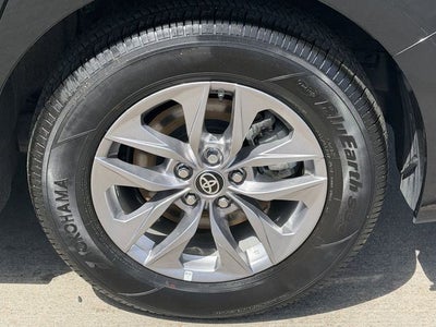 2025 Toyota Sienna XLE 8 Passenger