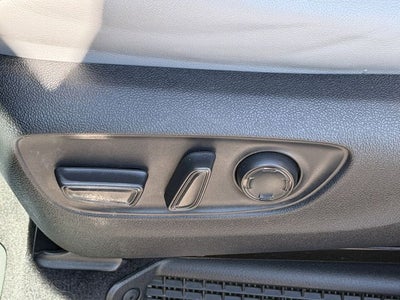 2023 Toyota Sienna XLE 8 Passenger