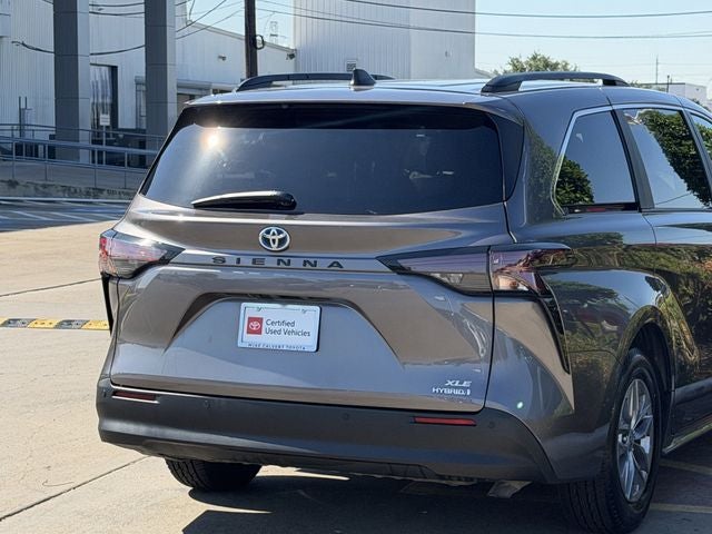 2023 Toyota Sienna XLE 8 Passenger