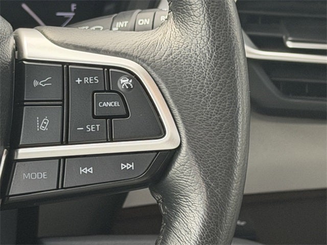 2024 Toyota Sienna XLE 8 Passenger