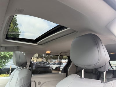 2024 Toyota Sienna XLE 8 Passenger