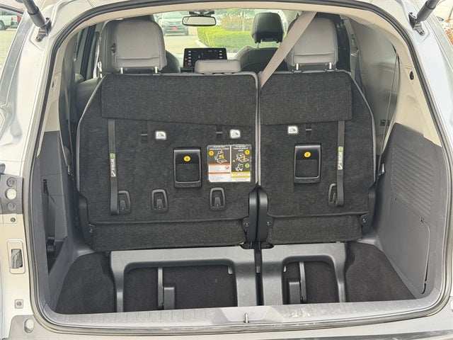 2024 Toyota Sienna XLE 8 Passenger