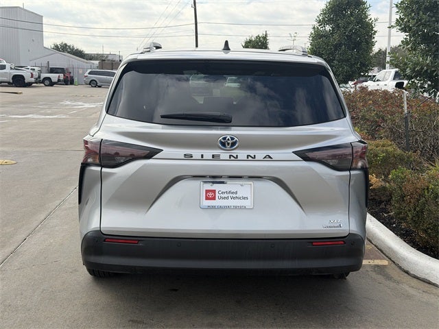 2024 Toyota Sienna XLE 8 Passenger