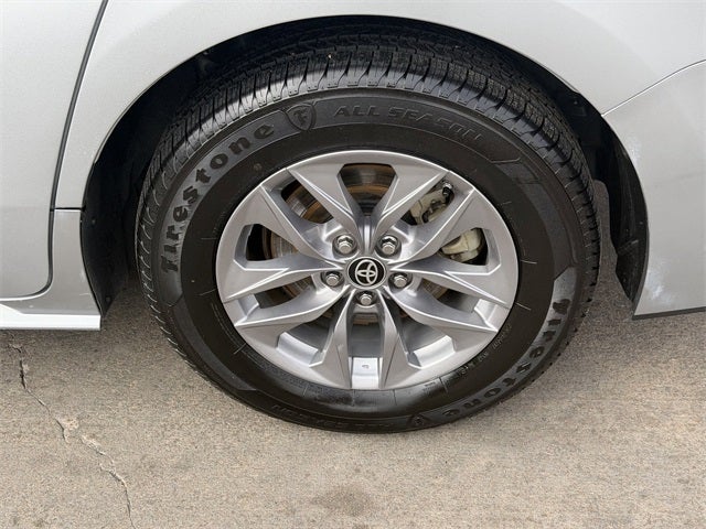 2024 Toyota Sienna XLE 8 Passenger