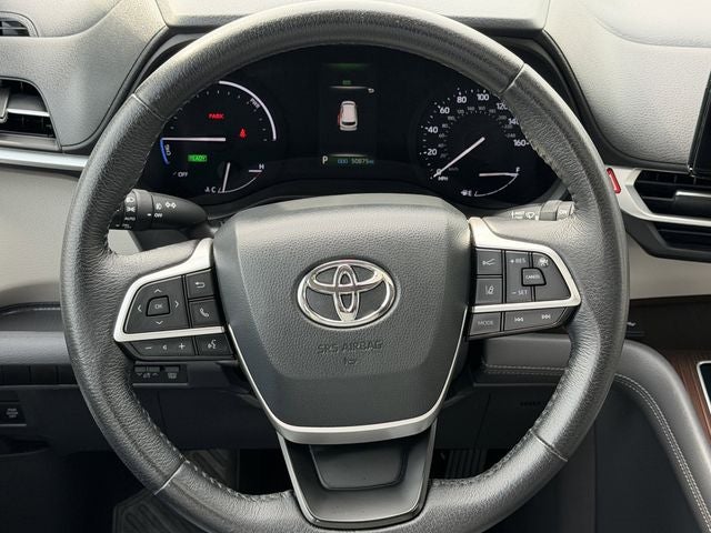 2022 Toyota Sienna XLE 7 Passenger