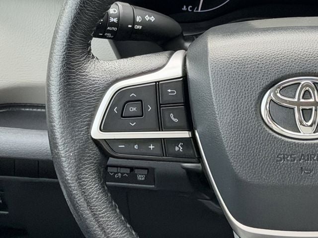 2022 Toyota Sienna XLE 7 Passenger