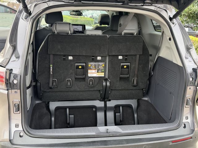 2022 Toyota Sienna XLE 7 Passenger
