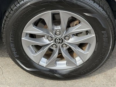 2022 Toyota Sienna XLE 7 Passenger