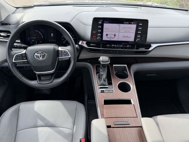 2022 Toyota Sienna XLE 7 Passenger