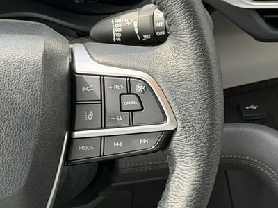 2023 Toyota Sienna XLE 8 Passenger