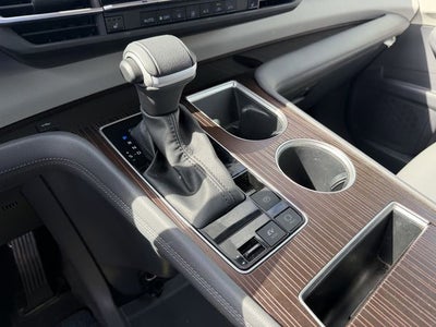 2023 Toyota Sienna XLE 8 Passenger