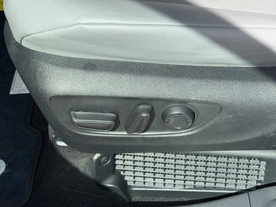 2023 Toyota Sienna XLE 8 Passenger