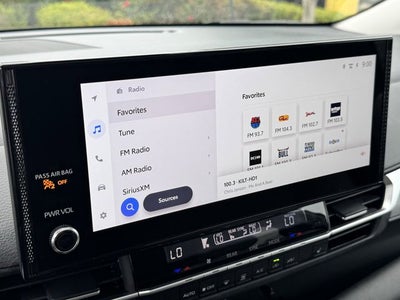 2025 Toyota Sienna XLE 8 Passenger