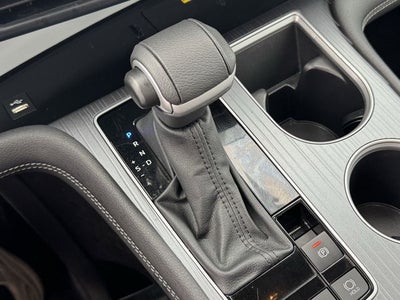 2025 Toyota Sienna XLE 8 Passenger