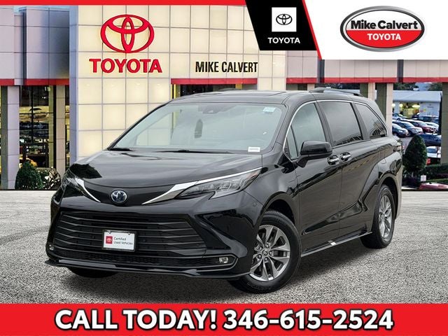 2025 Toyota Sienna XLE 8 Passenger