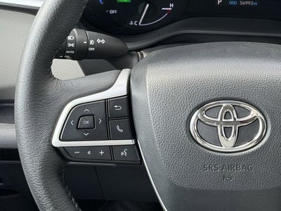 2023 Toyota Sienna XLE 8 Passenger