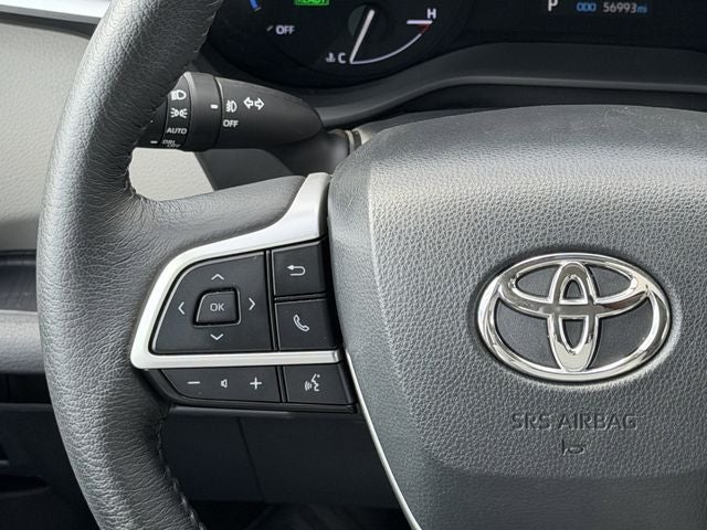 2023 Toyota Sienna XLE 8 Passenger