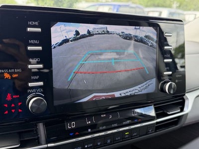 2023 Toyota Sienna XLE 8 Passenger