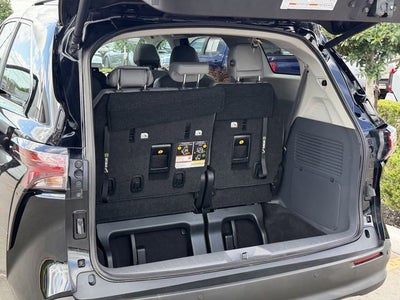 2023 Toyota Sienna XLE 8 Passenger
