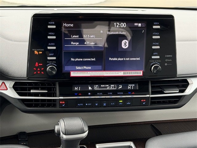 2024 Toyota Sienna XLE 8 Passenger