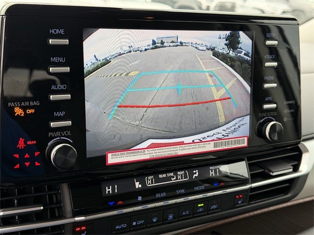 2024 Toyota Sienna XLE 8 Passenger