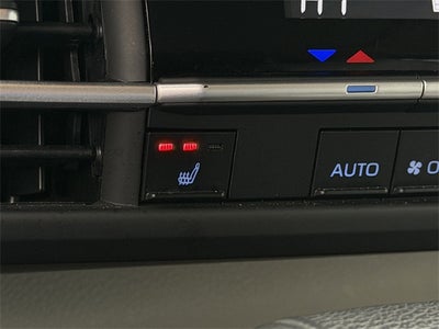 2024 Toyota Sienna XLE 8 Passenger